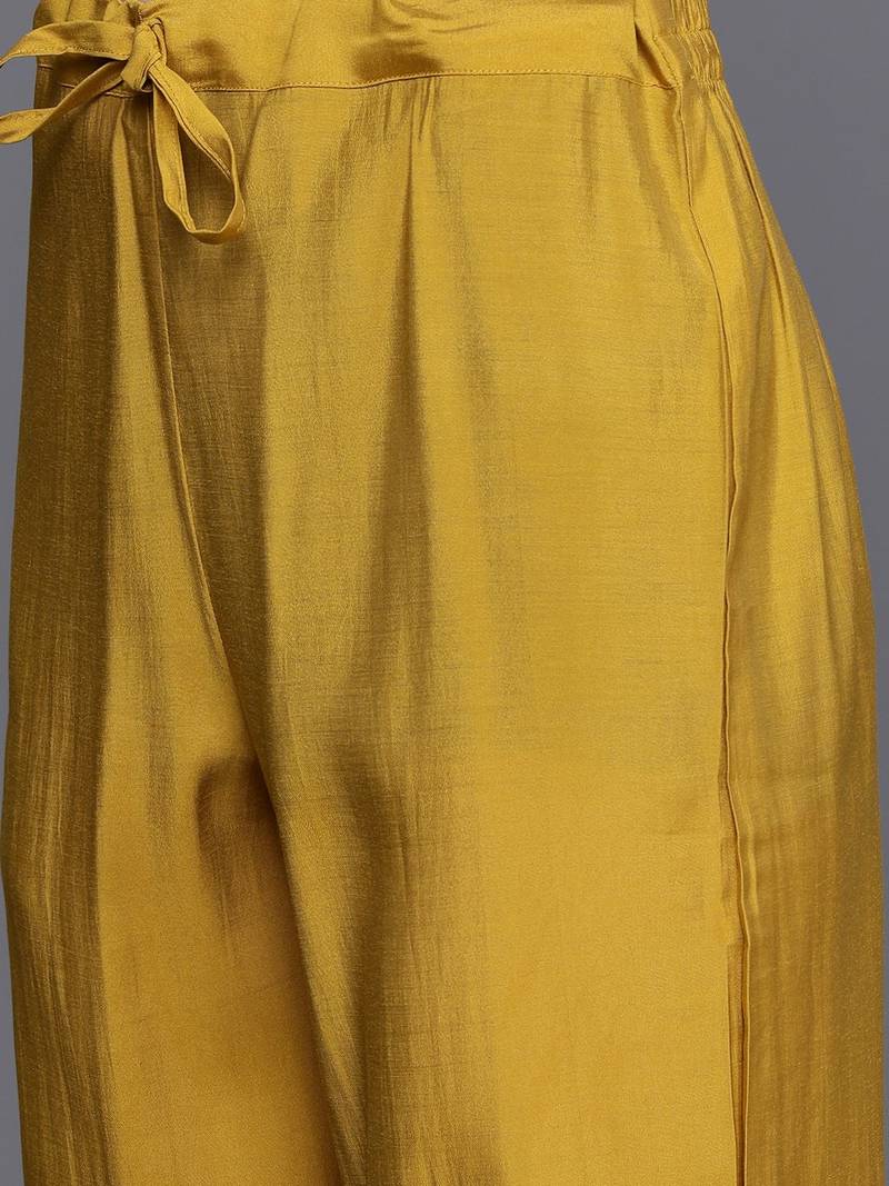 Floral Printed Thread Work Kurta with Trousers & With Dupatta