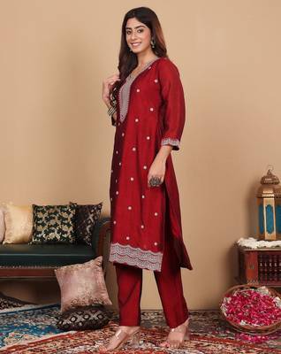 Women Maroon Silk Zari Floral Embroidered Kurta with trousers & Dupatta 5