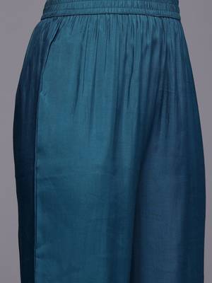 Ethnic Motifs Embroidered Zari Kurta With Trousers & Dupatta 3