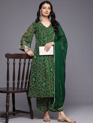 Bandhani Printed Empire Gotta Patti Kurta With Trousers & Dupatta 1