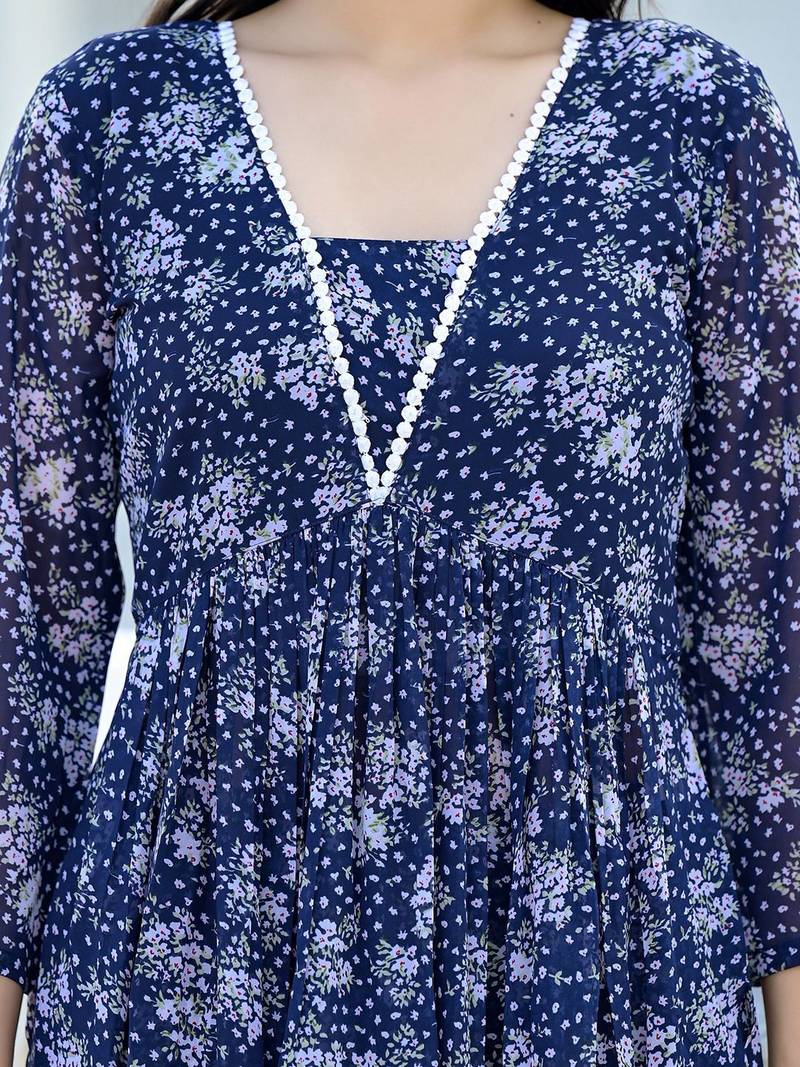 Women Floral Printed Empire Silk Georgette Kurta with Trousers