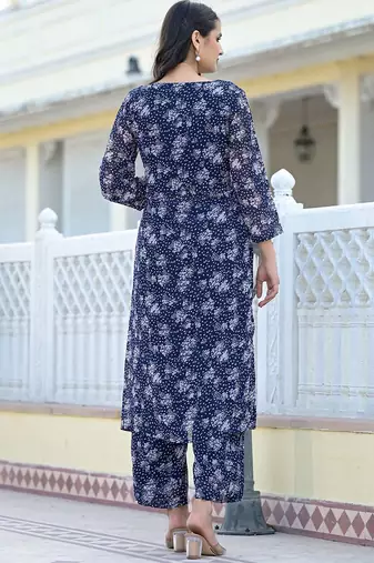 Women Floral Printed Empire Silk Georgette Kurta with Trousers