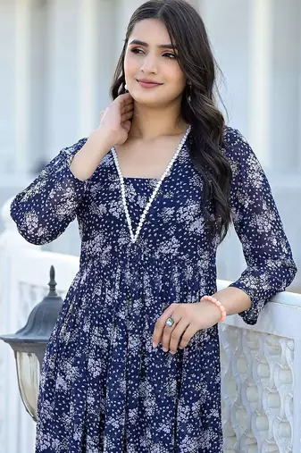 Women Floral Printed Empire Silk Georgette Kurta with Trousers