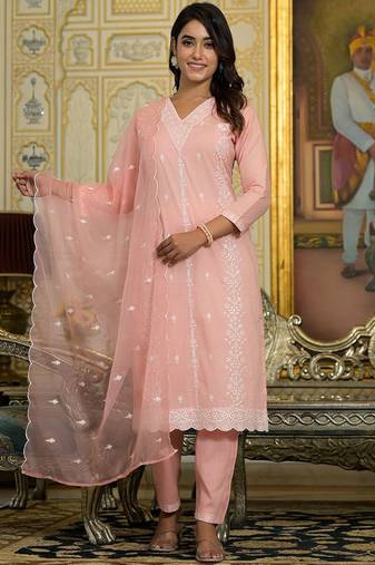 Women Floral Embroidered Regular Pure Cotton Kurta with Trousers & With Dupatta