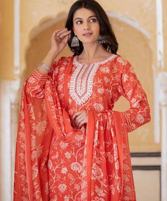 Ethnic Thread Embroidered Printed Kurta & Trousers With Dupatta 6