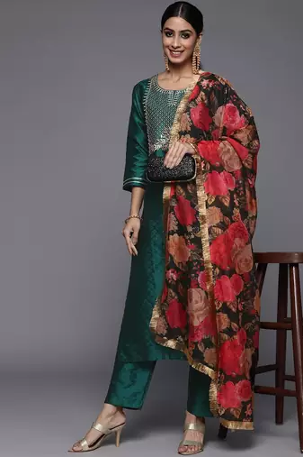 Ethnic Motifs Embroidered Gotta Patti Straight Kurta & Trousers With Dupatta