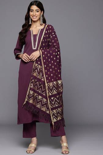 Women Regular Gotta Patti Silk Crepe Kurta With Trousers & Dupatta