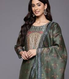 Women Ethnic Motifs Sequinned Chanderi Silk Kurta with Trousers & Dupatta