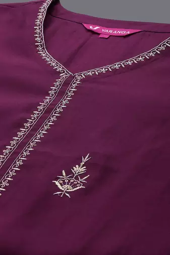 V-Neck Ethnic Motifs Embroidered Regular Kurta Set
