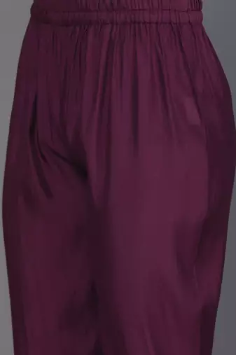 V-Neck Ethnic Motifs Embroidered Regular Kurta Set