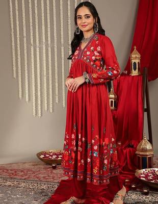Floral Printed V-Neck Empire Anarkali Kurta with Trouser & Dupatta 5