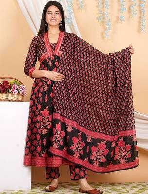 Floral Printed Empire Mirror Work Pure Cotton Kurta with Trousers & With Dupatta 2