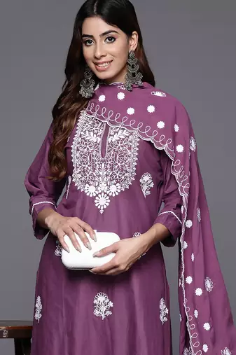 Floral Embroidered Thread Work Pure Cotton Kurta with Trousers & Dupatta