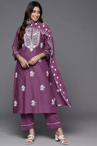 Floral Embroidered Thread Work Pure Cotton Kurta with Trousers & Dupatta