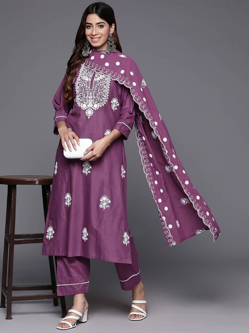 Floral Embroidered Thread Work Pure Cotton Kurta with Trousers & Dupatta