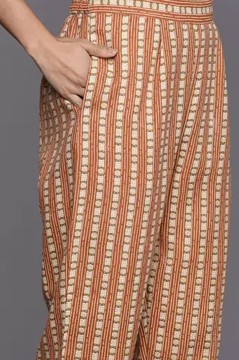 Women Floral Printed Regular Mirror Work Kurta with Trousers & With Dupatta