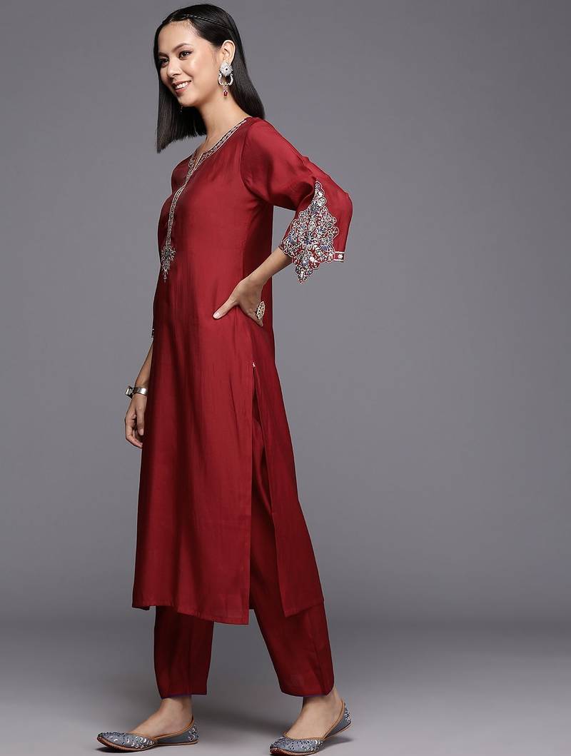 Women Floral Yoke Design Regular Sequinned Kurta with Trousers & Dupatta