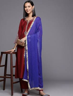 Women Floral Yoke Design Regular Sequinned Kurta with Trousers & Dupatta 7