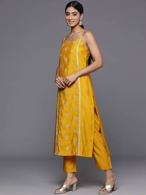 Ethnic Motifs Zari Embroidered Kurta with Trousers & Dupatta 5