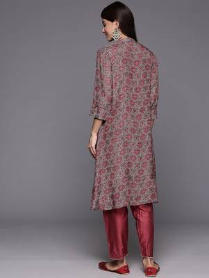 Women Printed Regular Sequinned Pure Silk Kurta with Trousers 6