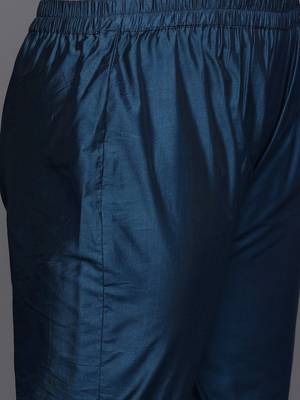 Plus Size Floral Printed Sequinned Kurta with Trousers & Dupatta 4