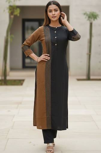 Women Colourblocked Regular Kurta with Trousers