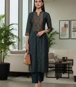 Women Ethnic Motifs Printed Regular Chanderi Silk Kurta with Trousers & With Dupatta