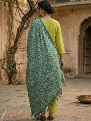 Women Regular Kurta with Trousers & With Dupatta 4