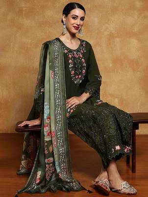 Women Floral Yoke Design Regular Thread Work Pure Cotton Kurta with Palazzos & With Dupatta 1