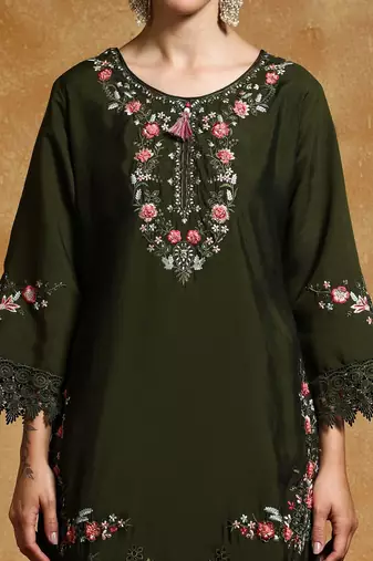 Women Floral Yoke Design Regular Thread Work Pure Cotton Kurta with Palazzos & With Dupatta
