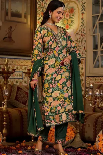 Mirror Embellished V-Neck Straight Kurta With Solid Bottom & Dupatta