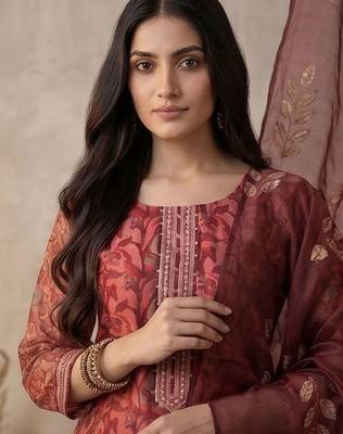 Women Ethnic Motifs Printed Regular Sequinned Kurta with Trousers & With Dupatta 3
