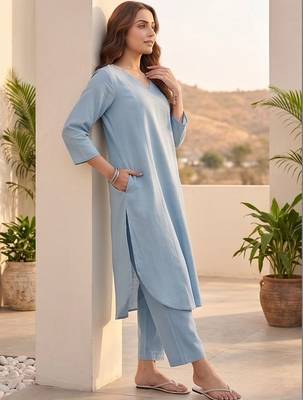 Women Regular Kurta with Trousers 6