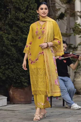 Floral Embroidered Thread Work Pure Cotton Straight Kurta With Trousers & Dupatta