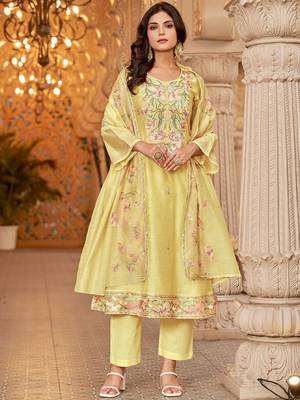 Floral Embroidered Chanderi Cotton Round Neck A-Line Kurta With Trousers & Dupatta 1