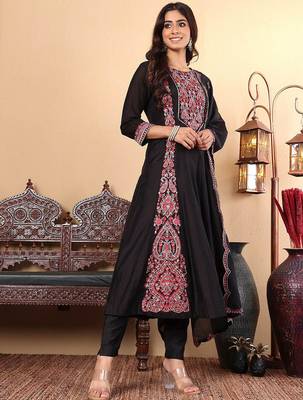 Floral Embroidered Thread Work Pure Cotton Straight Kurta with Trousers & Dupatta 5