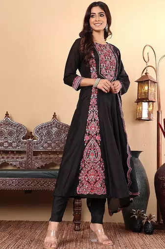 Floral Embroidered Thread Work Pure Cotton Straight Kurta with Trousers & Dupatta