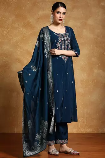 Women Floral Embroidered Regular Thread Work Kurta with Trousers & With Dupatta