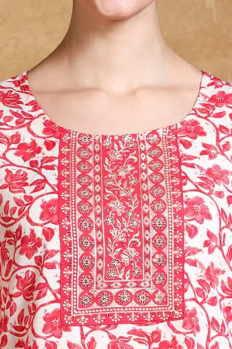 Women Floral Yoke Design Regular Kurta Sets With Dupatta