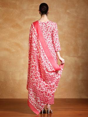 Women Floral Yoke Design Regular Kurta Sets With Dupatta 6