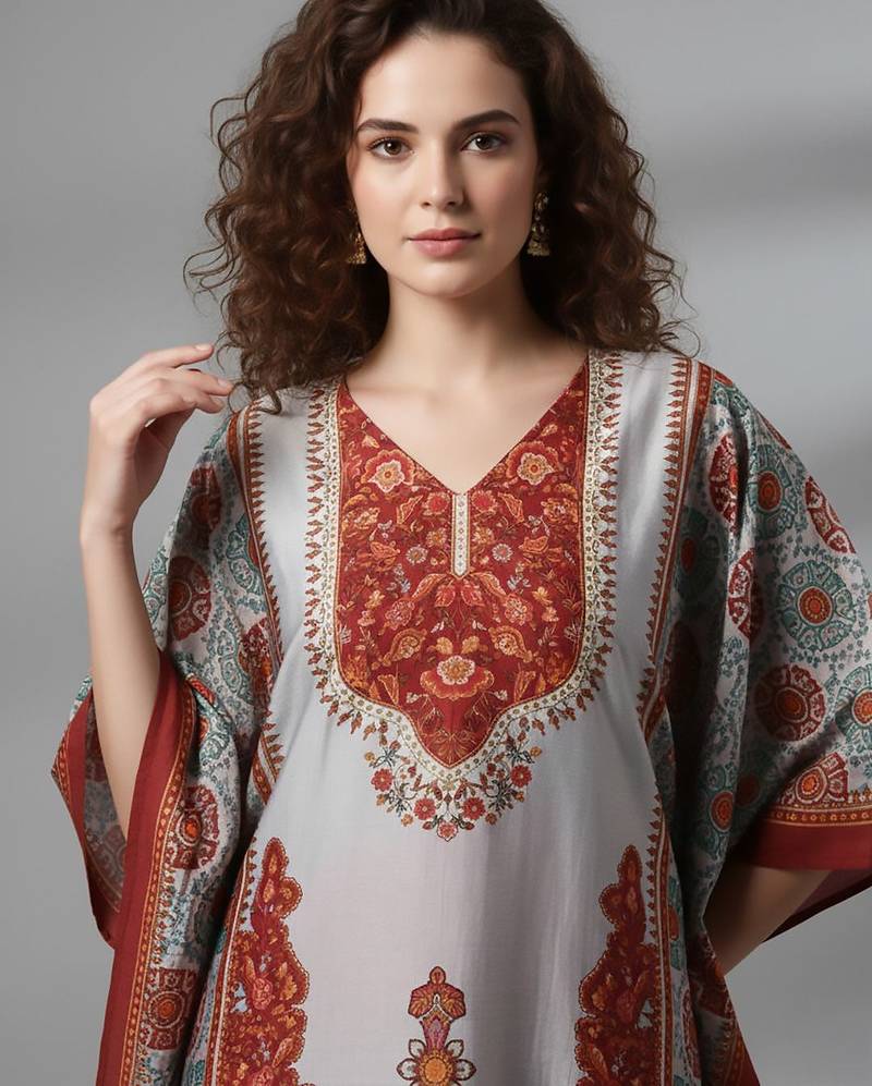 Women Floral Printed Kurta with Trousers