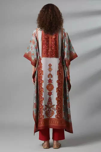 Women Floral Printed Kurta with Trousers