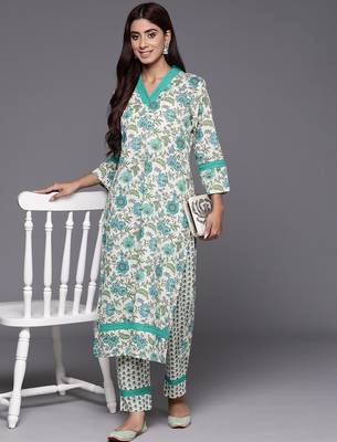 Floral Printed Regular Pure Cotton Kurta with Trousers 1
