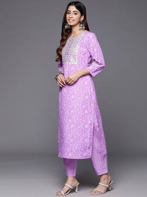 Floral Printed Thread Work Kurta with Trousers & Dupatta 6