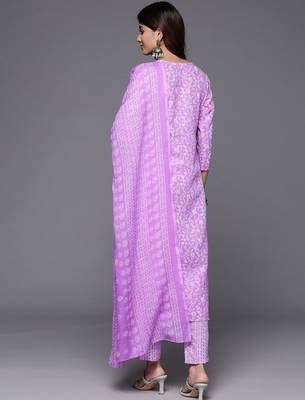 Floral Printed Thread Work Kurta with Trousers & Dupatta 7