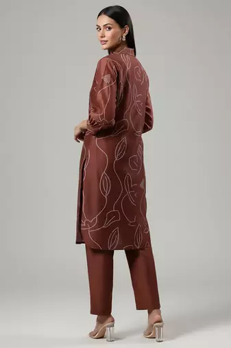 Women Bandhani Printed Regular Chanderi Silk Kurta with Trousers