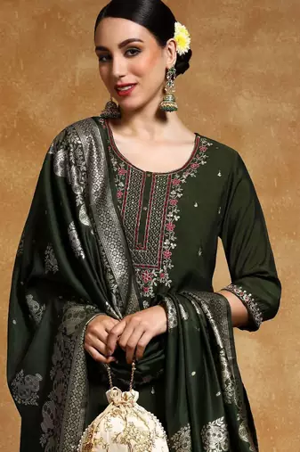 Women Floral Yoke Design Regular Kurta with Trousers & With Dupatta