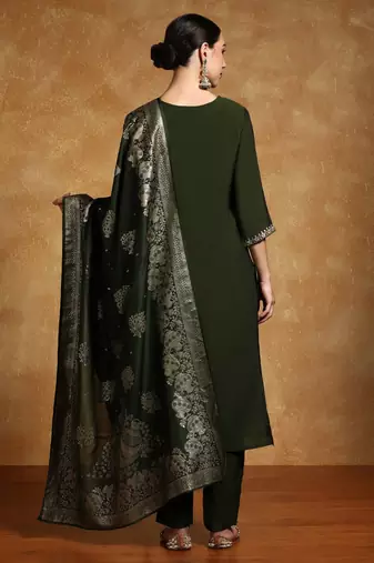 Women Floral Yoke Design Regular Kurta with Trousers & With Dupatta