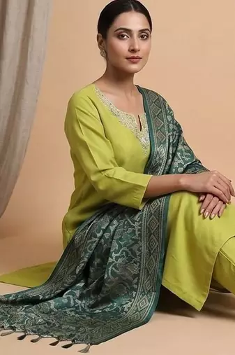 Women Ethnic Motifs Embroidered Regular Thread Work Kurta with Trousers & With Dupatta