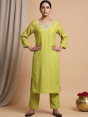 Women Ethnic Motifs Embroidered Regular Thread Work Kurta with Trousers & With Dupatta 5
